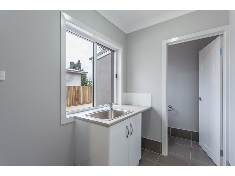 Unit 7, 5 Messines Street, Harlaxton QLD 4350