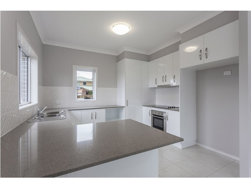 Unit 3, 5 Messines Street, Harlaxton QLD 4350