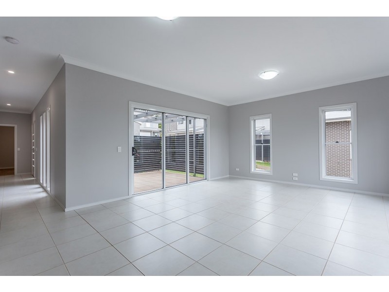 Unit 3, 5 Messines Street, Harlaxton QLD 4350