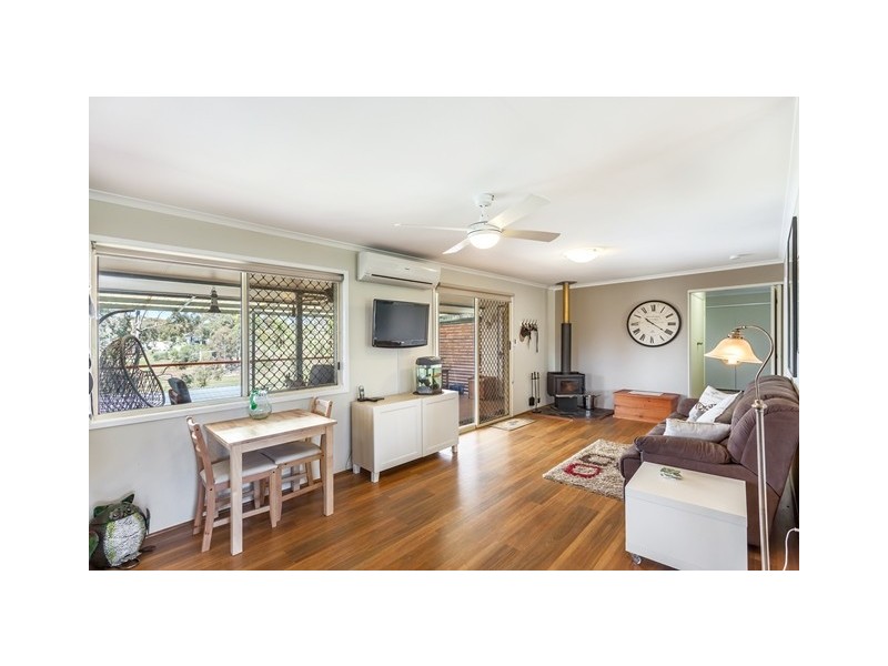 14 Neville Street, Meringandan West QLD 4352