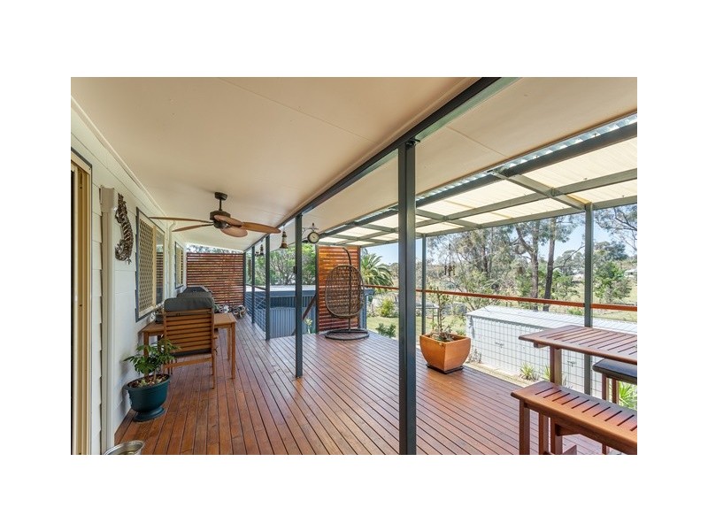 14 Neville Street, Meringandan West QLD 4352