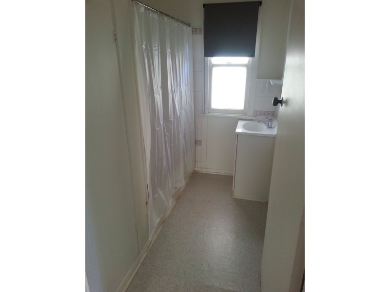 24 Stone Street, Wilsonton QLD 4350