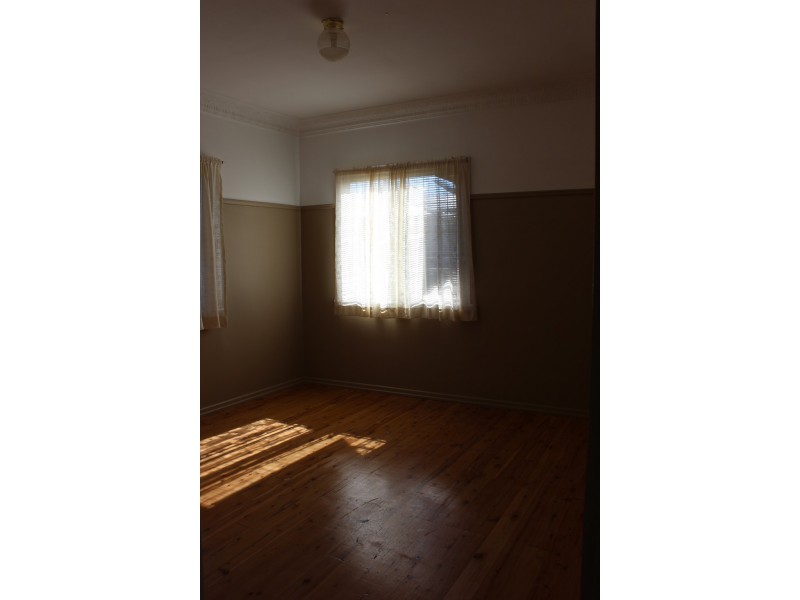 42 Joyce Street, South Toowoomba QLD 4350