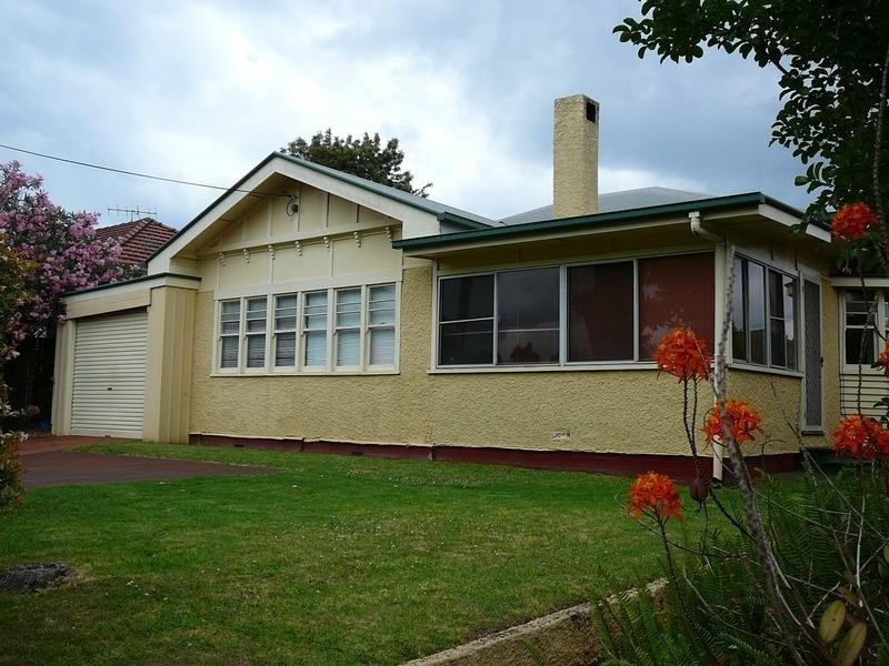 271 West Street, Harristown QLD 4350