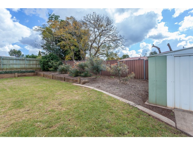 9 Dunemann Street, Kearneys Spring QLD 4350
