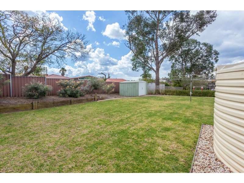 9 Dunemann Street, Kearneys Spring QLD 4350