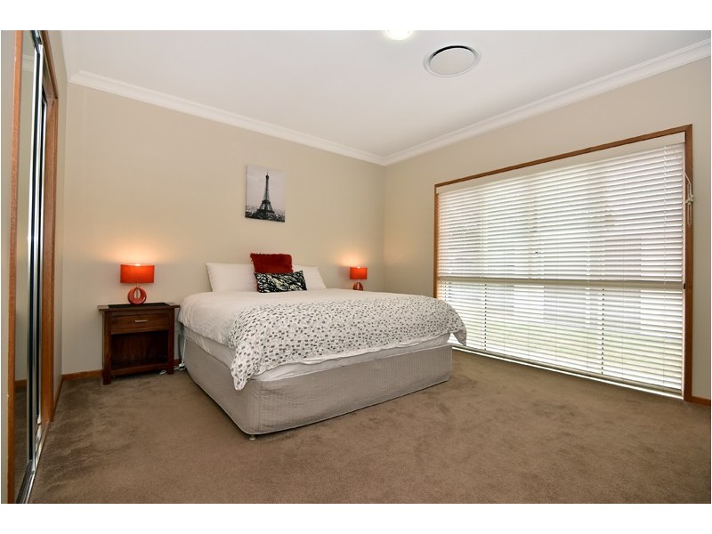 16 Kingfisher Street, Rangeville QLD 4350