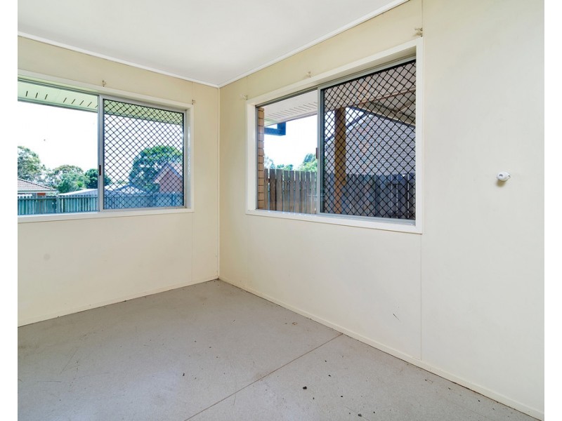 7 Kenora Court, Rockville QLD 4350