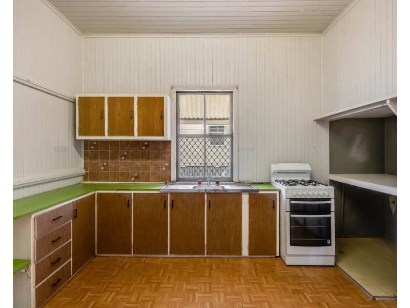 43 Clark Street, South Toowoomba QLD 4350