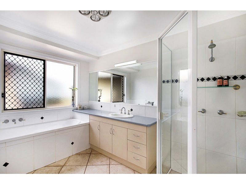 13 Denaid Street, Highfields QLD 4352