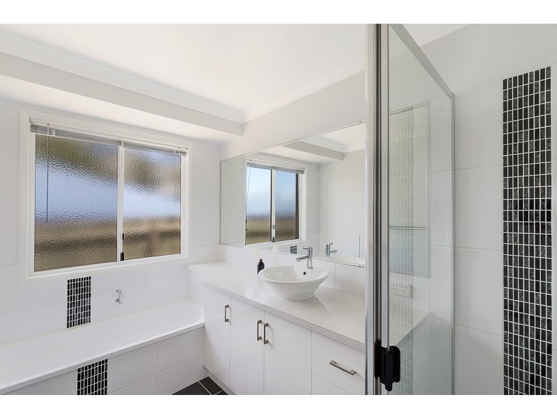 8 Hayle Court, Kleinton QLD 4352