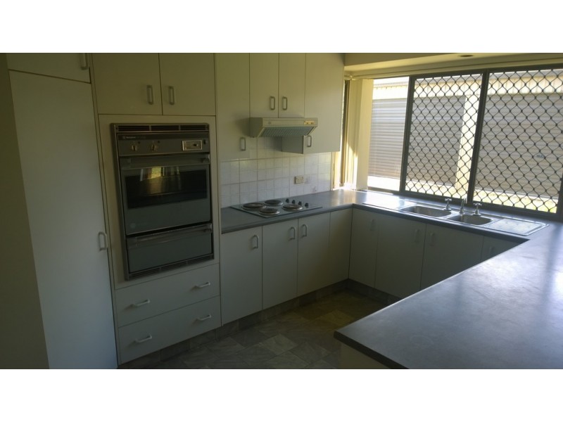 25 Redwood Street, Newtown QLD 4350