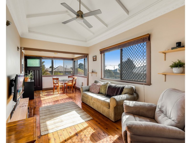 32 Haig Street, South Toowoomba QLD 4350