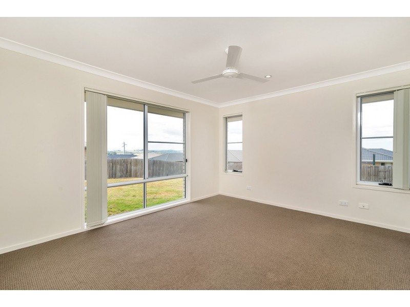 22 Cashmore Street, Wyreema QLD 4352