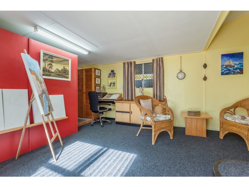 10 Northland Street, Newtown QLD 4350