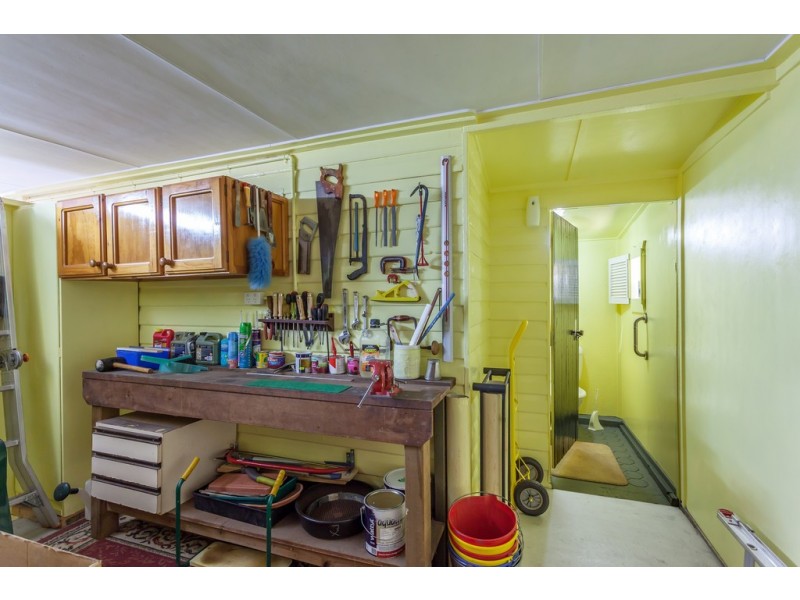 10 Northland Street, Newtown QLD 4350