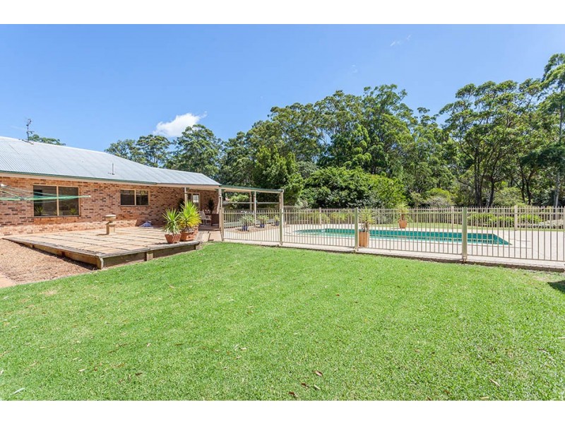 18 Michele Avenue, Highfields QLD 4352