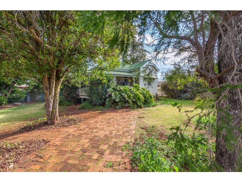 479 West Street, Darling Heights QLD 4350