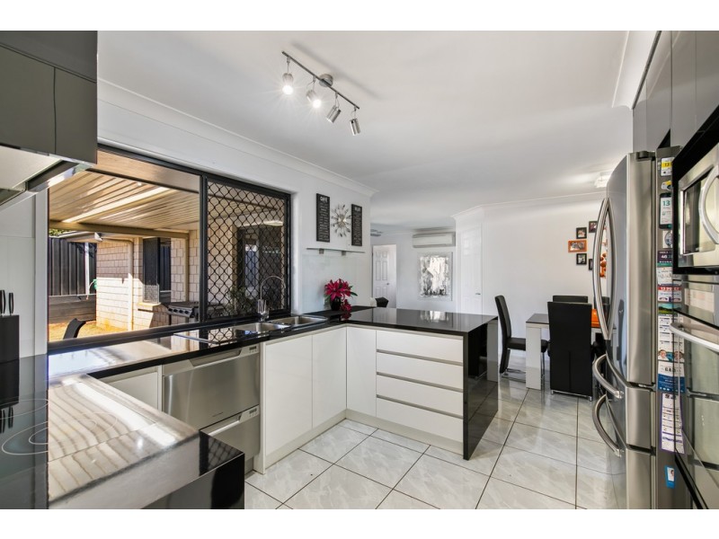 19 Biscay Crescent, Glenvale QLD 4350