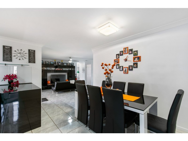 19 Biscay Crescent, Glenvale QLD 4350