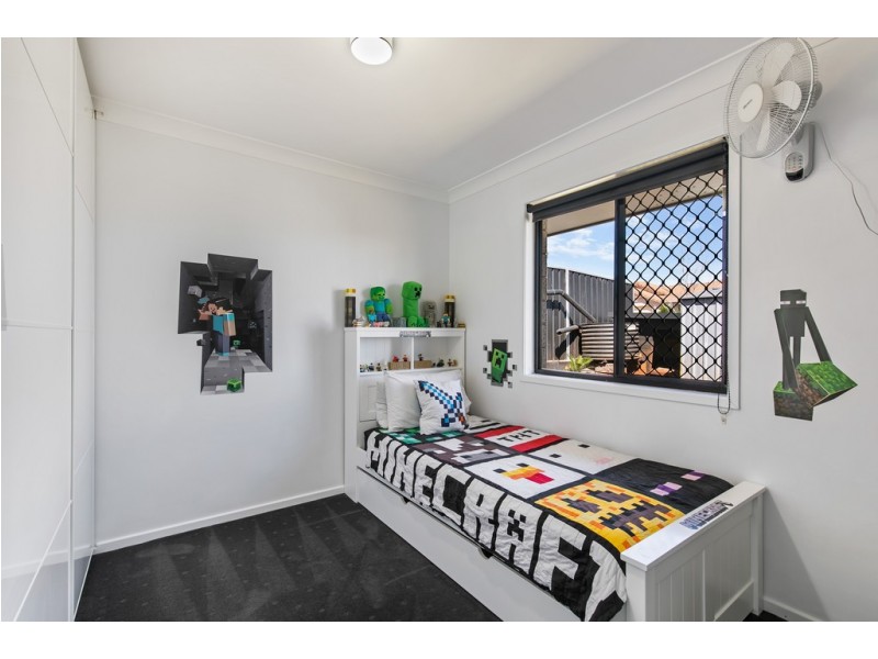 19 Biscay Crescent, Glenvale QLD 4350