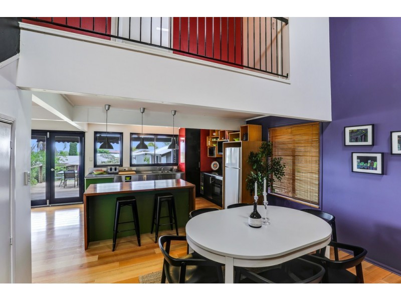 13 Mary Street, Mount Lofty QLD 4350