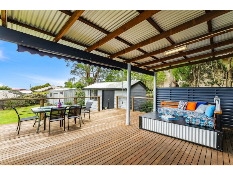 13 Mary Street, Mount Lofty QLD 4350