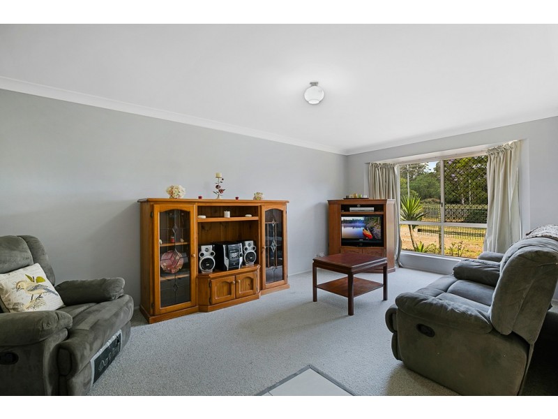 44 Kuhls Road, Highfields QLD 4352