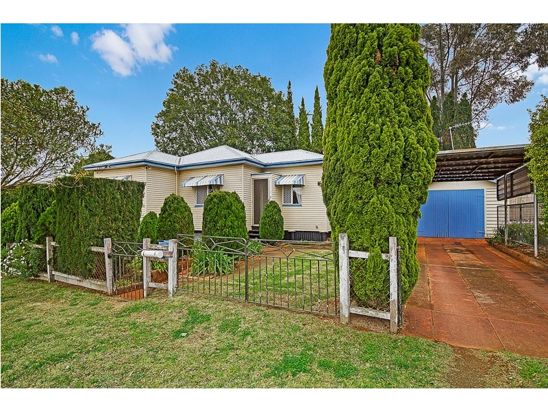 7 Boland Street, North Toowoomba QLD 4350