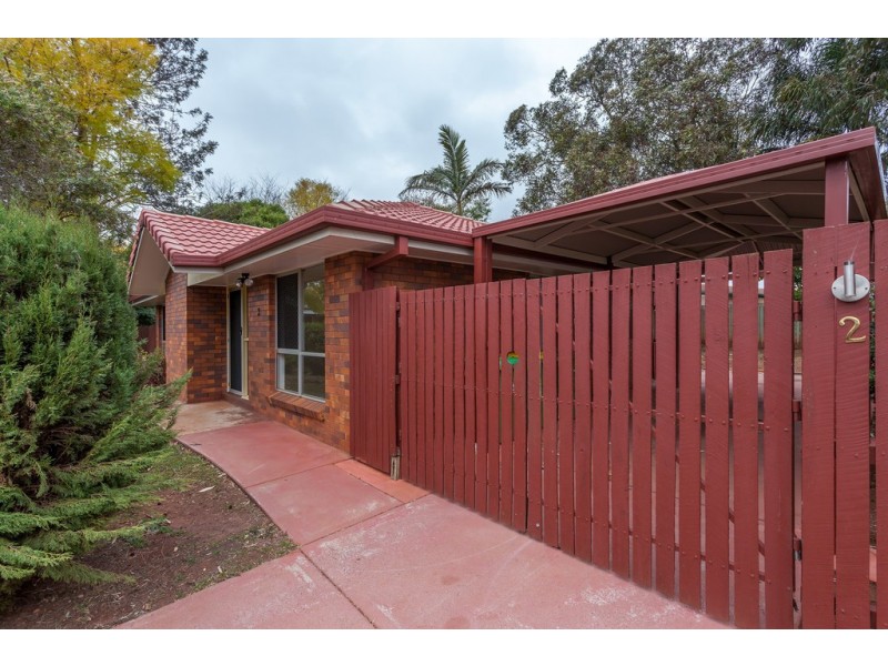 2 Kenora Court, Rockville QLD 4350