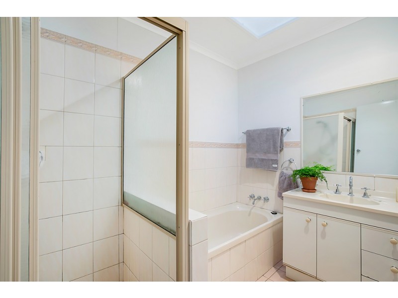 61 Kuhls Road, Highfields QLD 4352