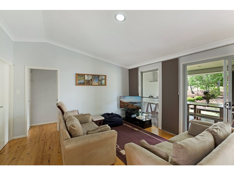 27 Settlers Drive, Gowrie Junction QLD 4352