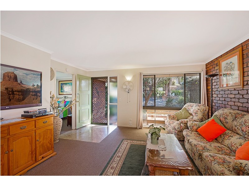 18 Bingara Street, Mount Lofty QLD 4350