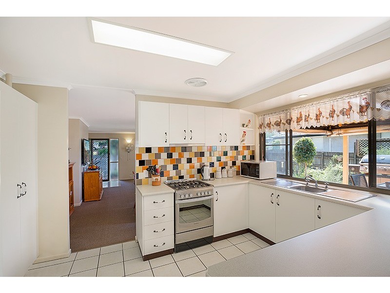 18 Bingara Street, Mount Lofty QLD 4350