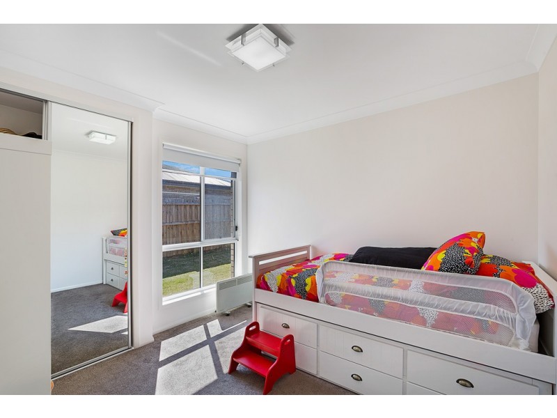 61 Edwin Street, Westbrook QLD 4350