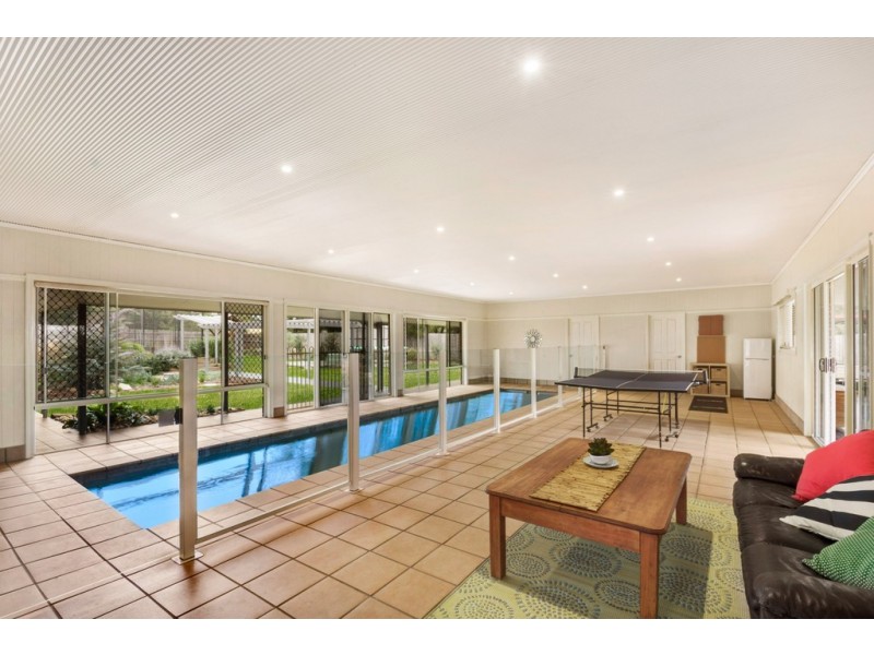 1 Berghofer Drive, Highfields QLD 4352