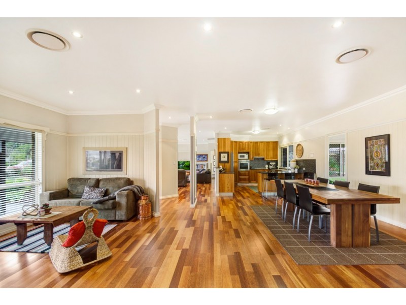 1 Berghofer Drive, Highfields QLD 4352