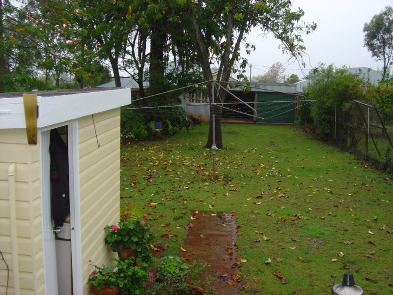 230a Geddes Street, Centenary Heights QLD 4350