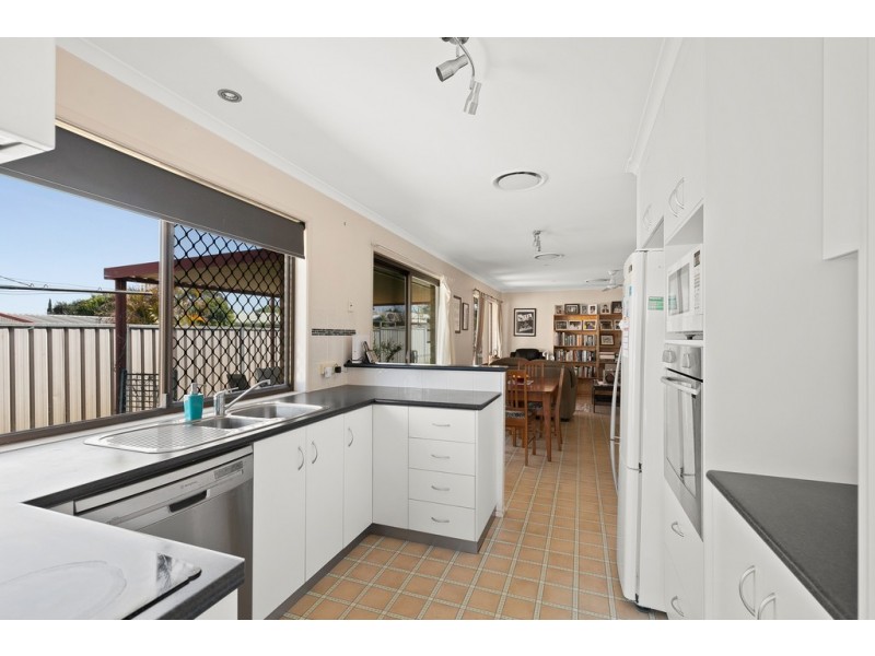 17 Liquidambar Street, Glenvale QLD 4350