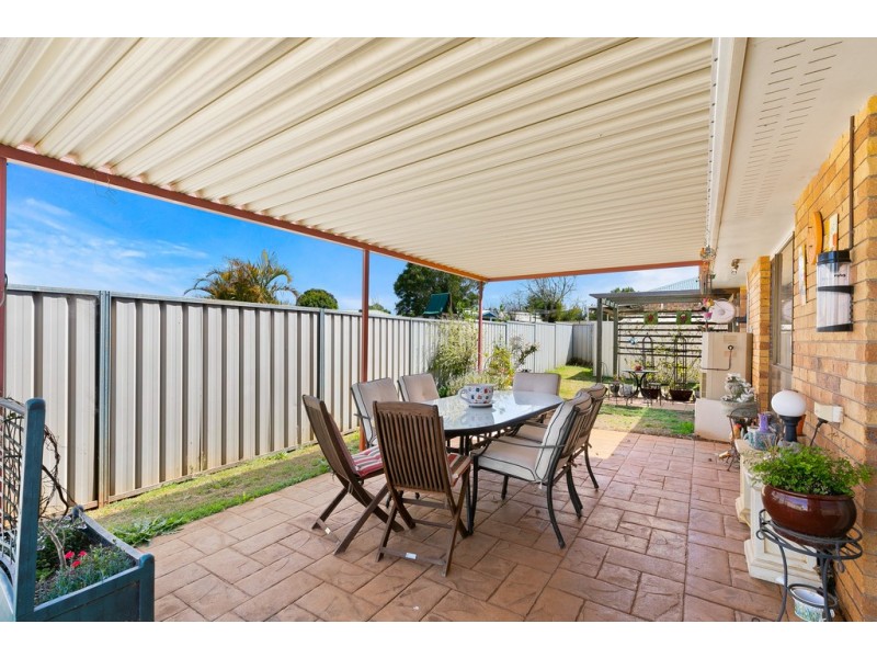 17 Liquidambar Street, Glenvale QLD 4350