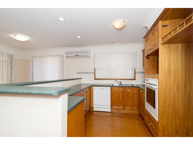 13 Baron Court, Wilsonton QLD 4350