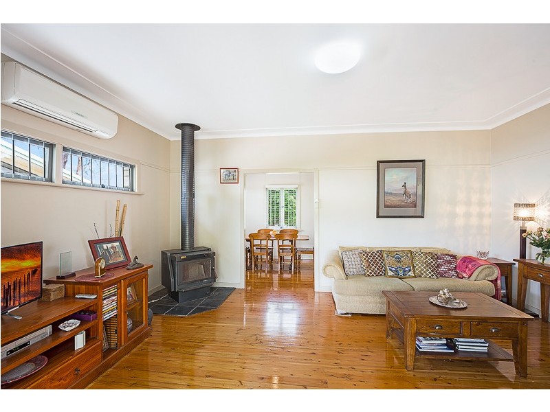 19 Suffolk Street, East Toowoomba QLD 4350