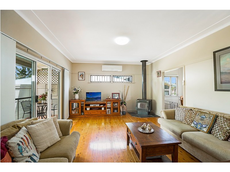 19 Suffolk Street, East Toowoomba QLD 4350