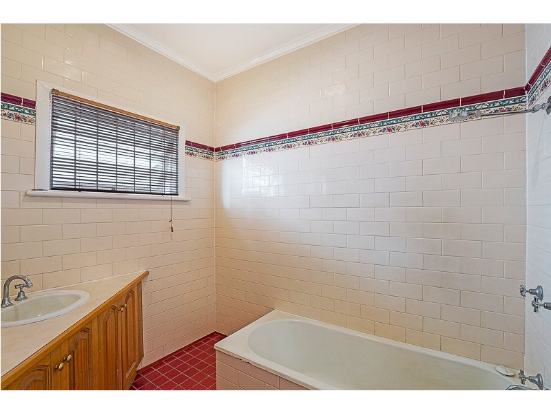 19 Suffolk Street, East Toowoomba QLD 4350