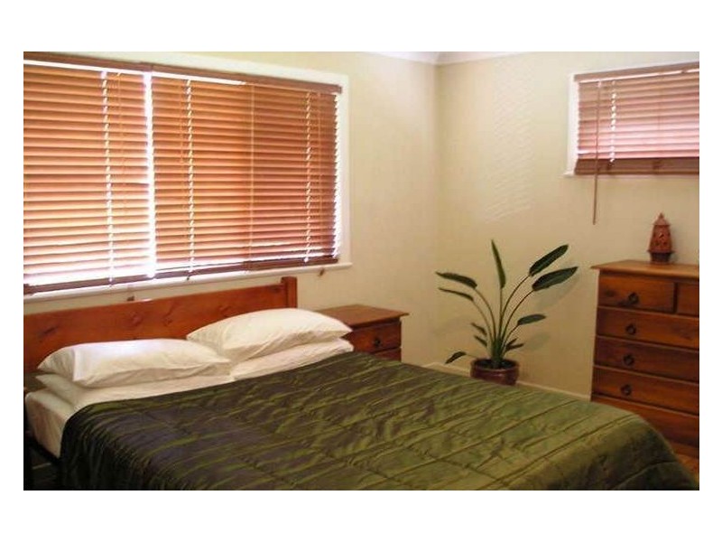 319 West Street, Harristown QLD 4350