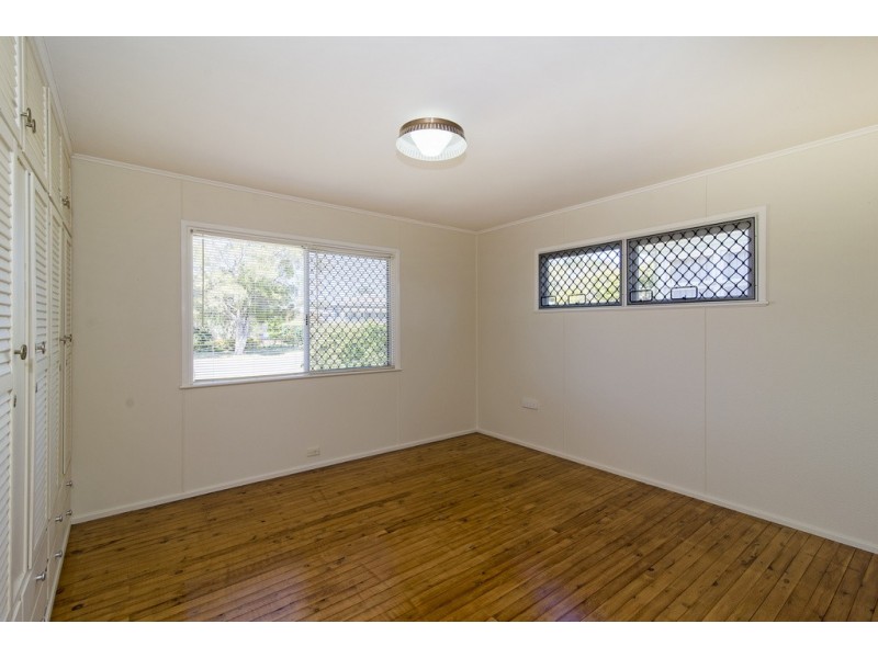 21 Cathro Street, Rockville QLD 4350