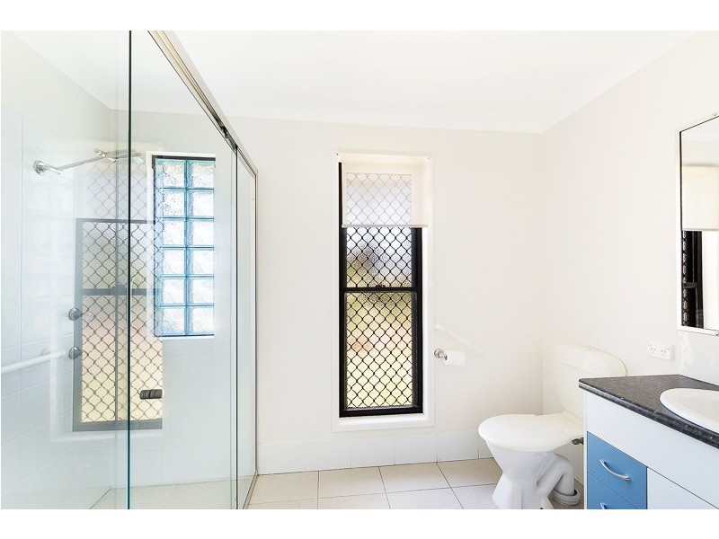 10 Debbie Court, Highfields QLD 4352