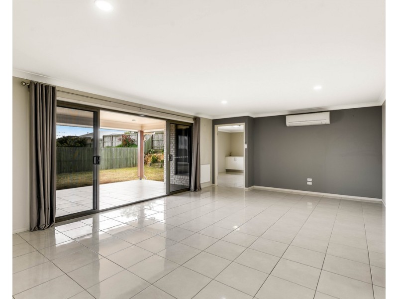 1 Punter Close, Glenvale QLD 4350