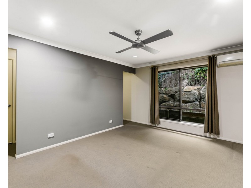 1 Punter Close, Glenvale QLD 4350