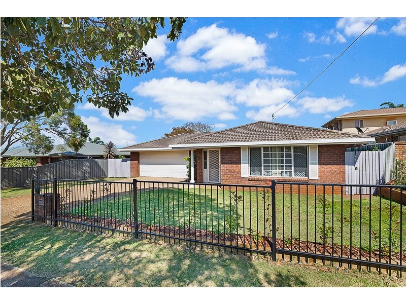 321 Greenwattle Street, Wilsonton QLD 4350